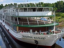 Нижегородские туристы на три дня застряли на теплоходе на Оке