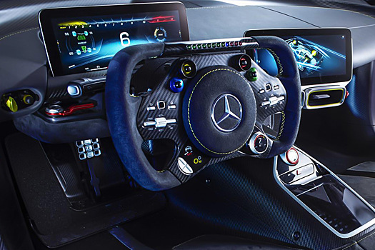 Реплику гоночного Mercedes, на котором выступал Михаэль Шумахер, продают за $ 70 тыс.