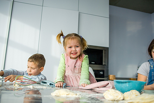 Как научить детей готовить: шесть блогов, две телепередачи и одно приложение