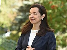 Мария Воропаева поздравила победителей хоккейного турнира в Солнцеве