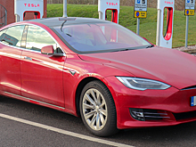 Илон Маск рассказал, на каких машинах ездит