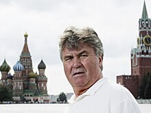 «По Амстердаму Гус гоняет на «Харлее». Тонна историй про Хиддинка, Капелло и сборную России