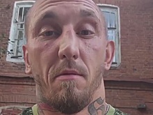 Фанат "Зенита" унес с поля боя раненого фаната "Спартака"