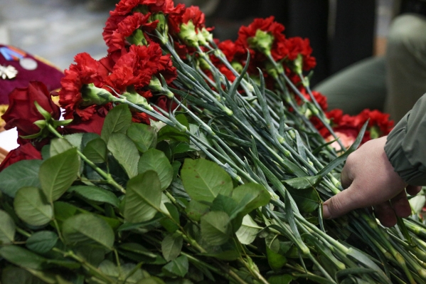 В Екатеринбурге родные простились с убитой Анной