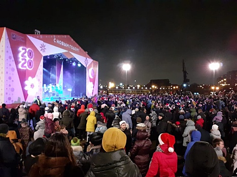 На набережной Москвы-реки в Печатниках прошли праздничные гулянья