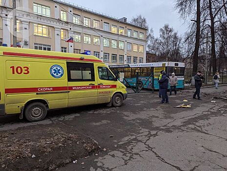 В ИПОПАТ прокомментировали утреннюю аварию с автобусом в Ижевске