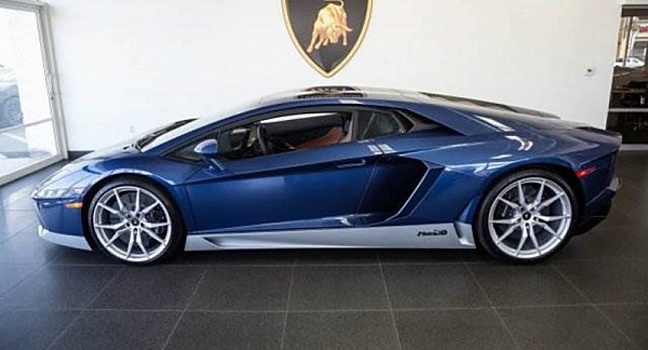 Компания Apple наняла инженера по шасси из Lamborghini