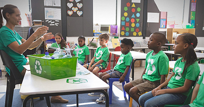 В ЮАР открыли первую «зеленую» школу