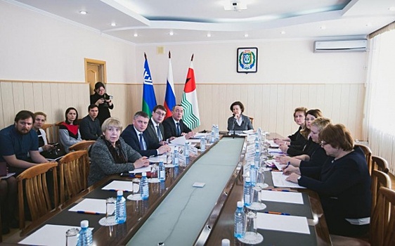 Наталья Комарова обсудила с главами муниципалитетов стратегию социально-экономического развития Югры