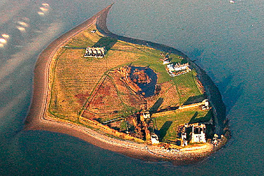 В Британии предложили стать «правителем» острова