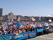 В Казани проходят митинги в памятных местах города