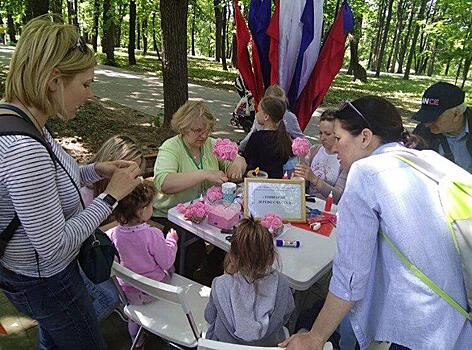Библиотека на Ухтомской приняла активное участие в районном празднике