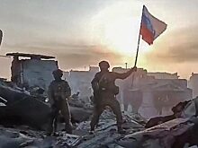 AT: Зеленский сбежал на саммит G7 во время битвы за Артемовск, ставшей политической победой России
