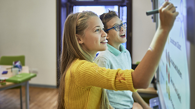 Дарите навыки вместо игрушек: фонд «Дети наши» запустил новогоднюю акцию