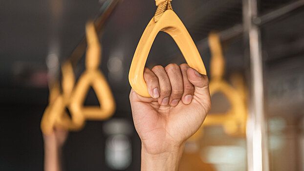 Автобусы забиты до отказа: кто отвечает за давку и как на это повлиять