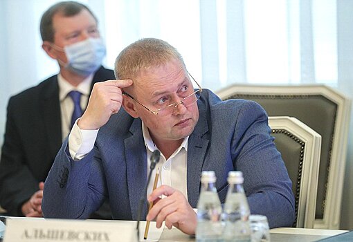 Альшевских призвал к новым законодательным решениям по борьбе с мошенниками, подталкивающих граждан к преступлениям