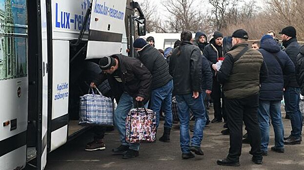 Киев хочет в ближайший срок вернуть всех своих пленных в Донбассе