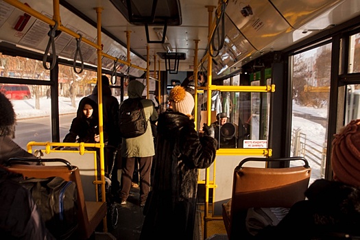 «Не поняли друг друга»: в Тюмени мать ребенка-аутиста поругалась в водителем автобуса