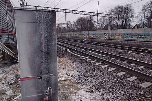 Подростка обвинили в двух поджогах оборудования на Московской железной дороге