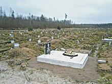 За семью могилами - На кладбище в Колпине тайно хоронят добровольцев, погибших в Сирии и в Донбассе?