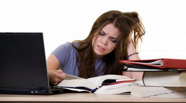 Половина старшеклассников из-за стресса не может учиться