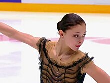 Короткая программа Самоделкиной поставлена под песню Can’t Help Falling in Love в исполнении Дианы Анкудиновой
