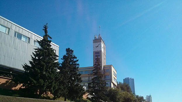 Суд начал производство по иску Росимущества о возврате саратовского речного вокзала в госсобственность