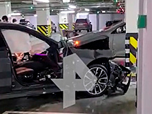 Сотрудник московской автомойки взял BMW клиента и устроил аварию