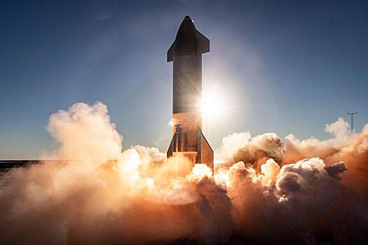 SpaceX впервые успешно посадила ракету Starship. Но та все равно взорвалась