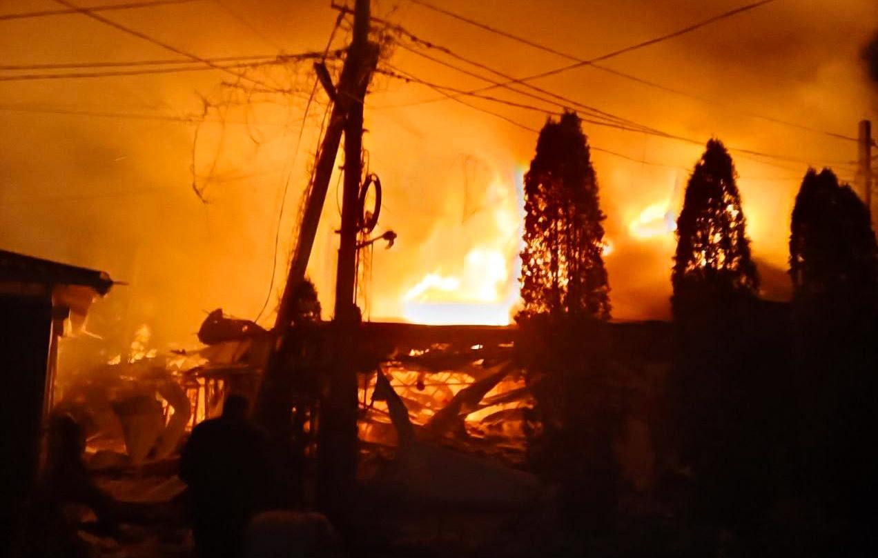 ТАСС: отель и кафе в Хорлах атаковали крупные БПЛА