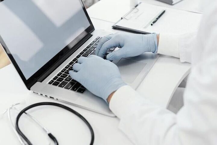 У пяти медсестер одного этажа больницы одновременно обнаружили опухоль мозга