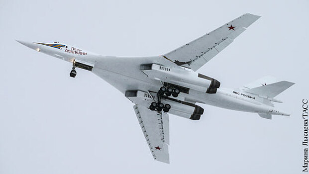 Глубокомодернизированный ракетоносец Ту-160 выполнил первый полет