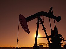 Стоимость нефти Brent опустилась ниже $77