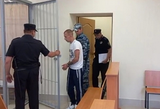 Жителю Тары Владимиру Кочкину, расчленившему супругу лопатой,  продлили срок заключения под стражей