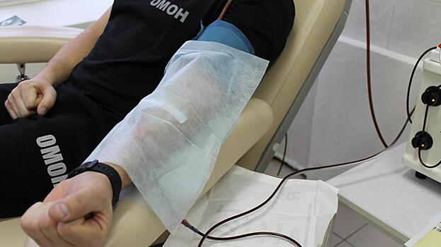 На 10 литров пополнили банк донорской крови вологодские росгвардейцы