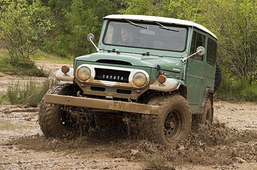 Toyota возобновила выпуск запчастей для Land Cruiser 40