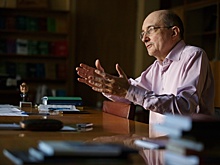 Академик Ушаков: Электронный ассистент возьмет на себя защиту человека
