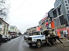 Здание торгового центра в центре Вологды приводят в соответствие с паспортом фасада