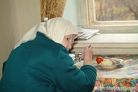 Стариков держали в антисанитарии. На Урале суд закрыл дом престарелых