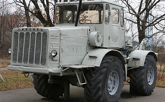 Тракторист на «Кировце» попытался удрать с места ДТП