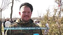 Василий Голубев вместе с кадетами сегодня сажал деревья в новом Георгиевском парке