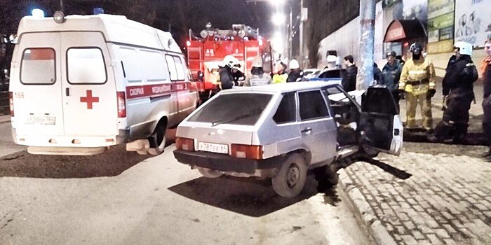 Подросток спровоцировал ДТП с четырьмя пострадавшими в центре Саратова