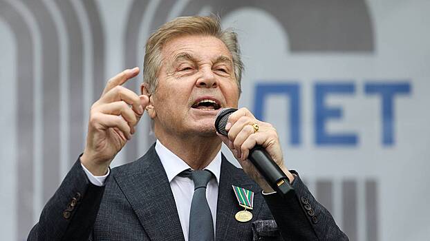 Лещенко рассказал о своем здоровье на фоне новостей об отмене концертов