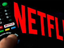 Названы самые популярные сериалы Netflix этого лета