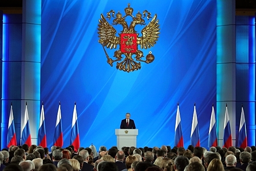 Путин потребовал обеспечить «Доступный интернет» к лету