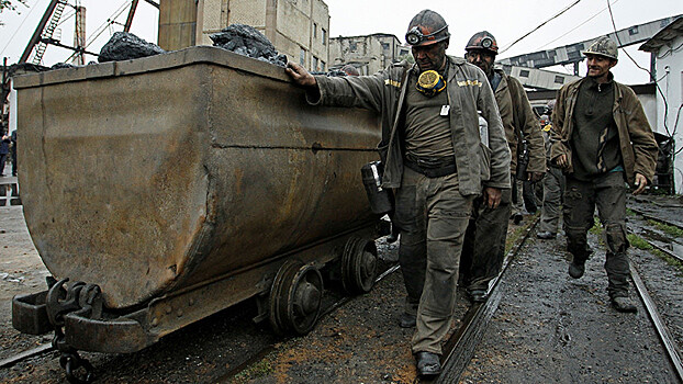 Как Киев собирается возить уголь из Донбасса