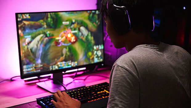 Россияне стали больше играть на смартфонах и меньше на ПК и консолях
