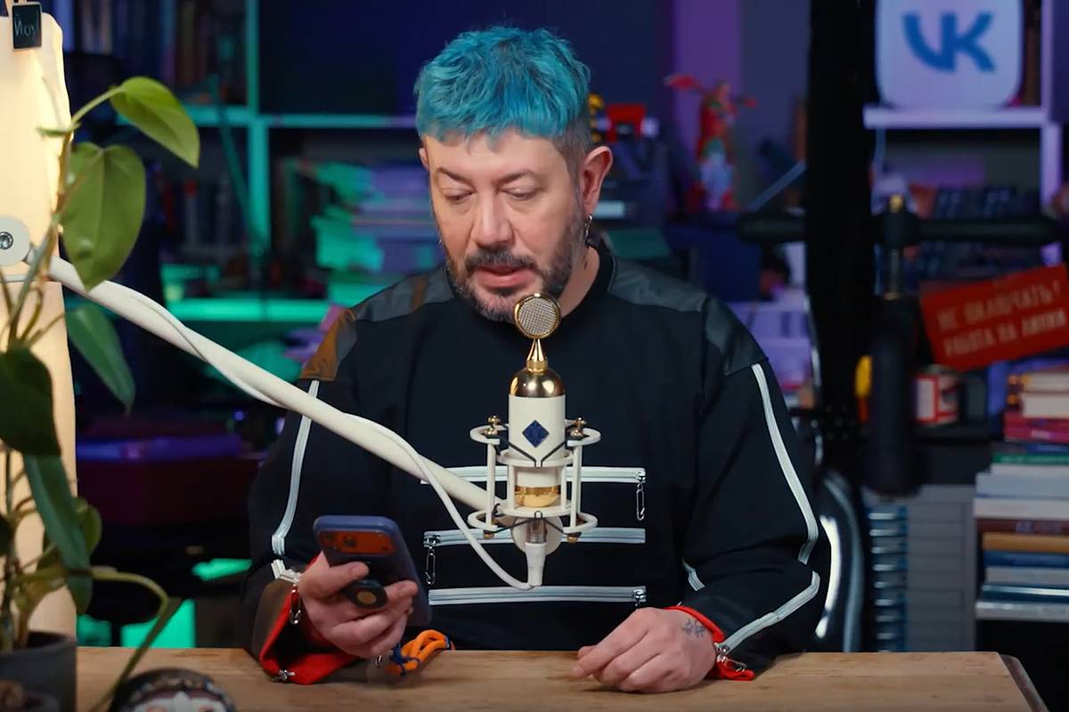 Артемий Лебедев дал совет зрителю, переживающему Третью мировую войну