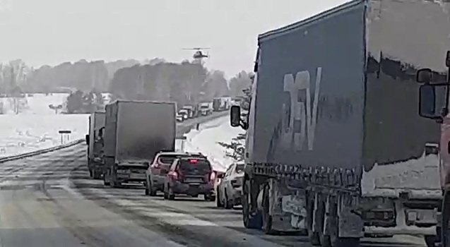 Из-за смертельного ДТП у Дружинино трасса Пермь — Екатеринбург встала в пробку