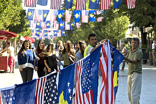 Эксперт: США и ЕС наращивают усилия по дальнейшему "освоению" Балкан